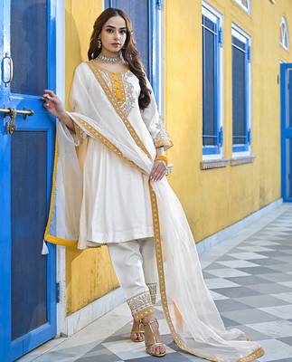 Women off white silk blend solid embroidered anarkali kurta salwar with dupatta 5
