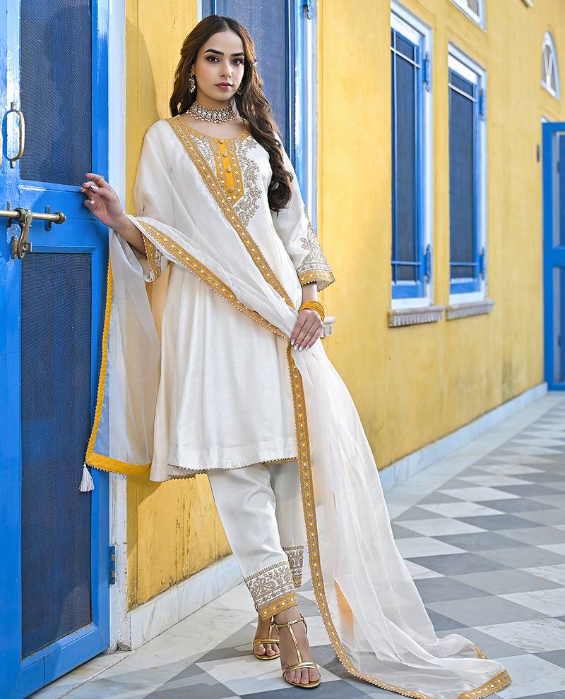 Women off white silk blend solid embroidered anarkali kurta salwar with dupatta