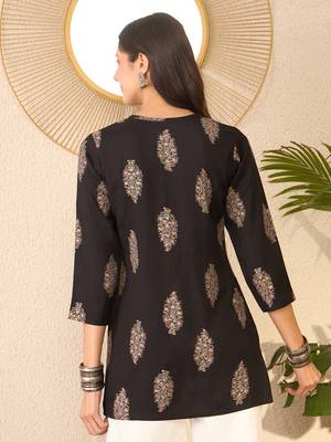Women black cotton blend floral printed regular top 4