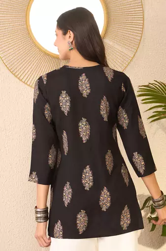 Women black cotton blend floral printed regular top