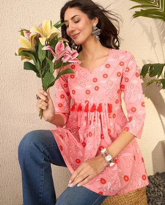 Women pink cotton blend floral printed regular peplum top 1