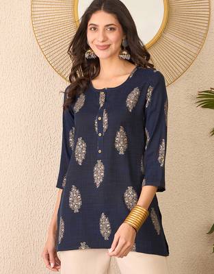 Women navy blue cotton blend floral printed regular top 2