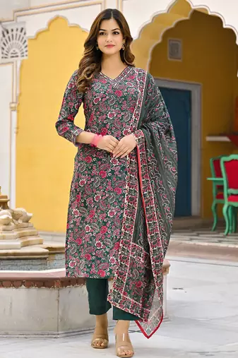 Women green rayon blend floral printed straight kurta trousers with dupatta