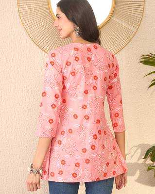 Women pink cotton blend floral printed regular peplum top 4