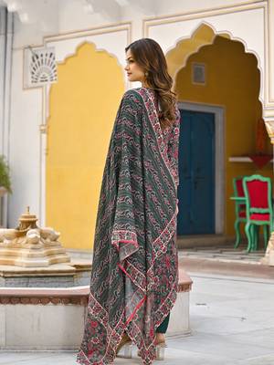 Women green rayon blend floral printed straight kurta trousers with dupatta 4