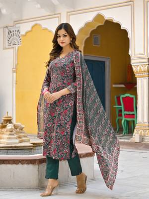 Women green rayon blend floral printed straight kurta trousers with dupatta 5