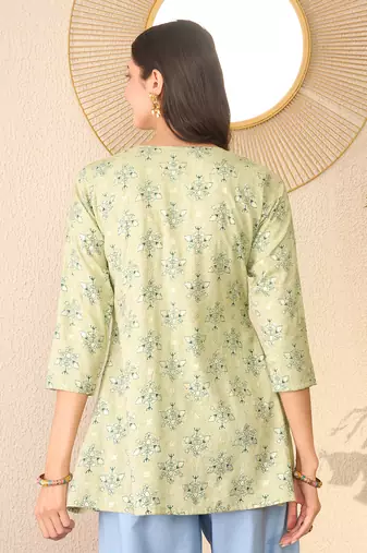 Women green rayon blend floral printed regular peplum top