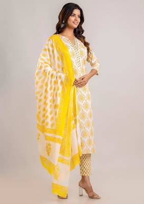 Yellow women embroidered floral printed aline kurta pant with dupatta set 4