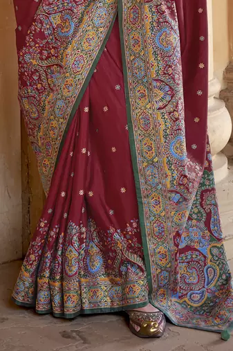 maroon poly viscose silk blend woven butti printed saree