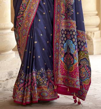 navy blue poly viscose silk blend woven butti printed saree 4