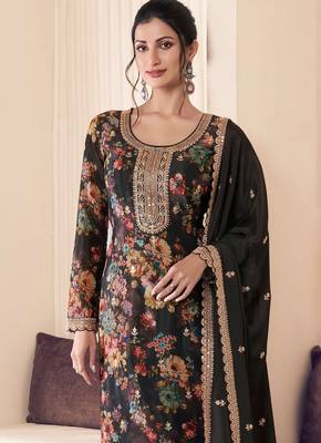 Black embroidered chinon salwar suit 2