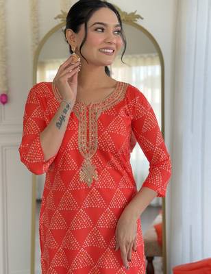 Red French Crepe Straight Kurta Pant and Dupatta Set 5