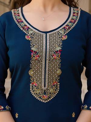 Viscose Chanderi Straight Kurta Pant and Dupatta Set 4