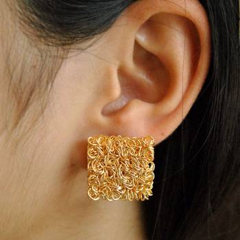 Square mesh earrings   2