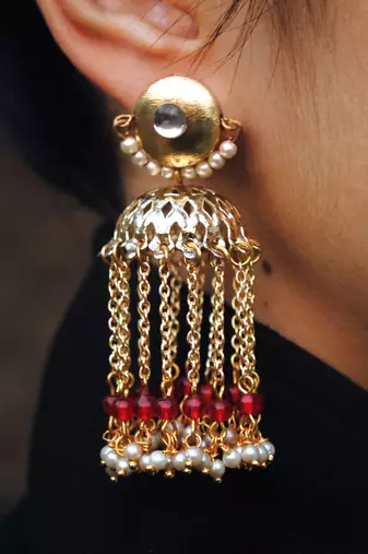 Golden crescent jhumki