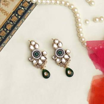 Kundan amore earrings 1
