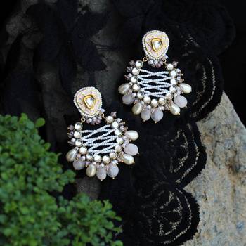 Pink wink earrings 1