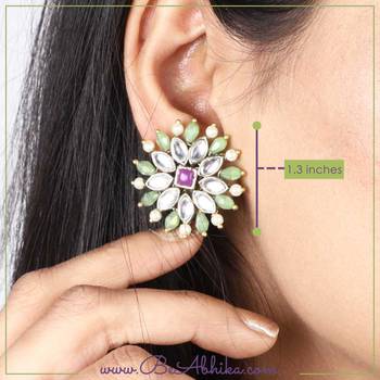Pearl flower studs earrings 3