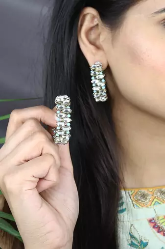 Hoop loop  earrings