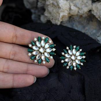 Pearl twirl pine  earrings 5