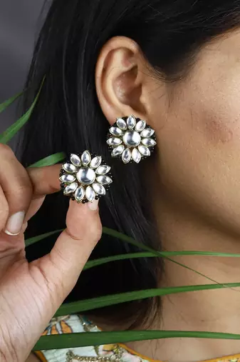 Black beauty earring