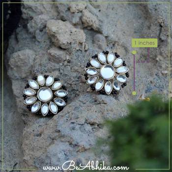 Black beauty earring 3