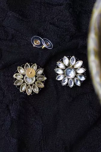 Black beauty earring