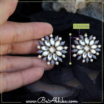 Pearl twirl grey  earrings 3