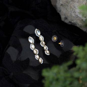 Maar-quise earrings 1