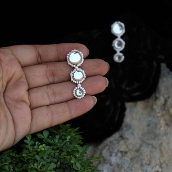 Round bound earrings 5