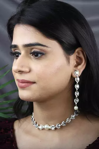 Pear wear earrings