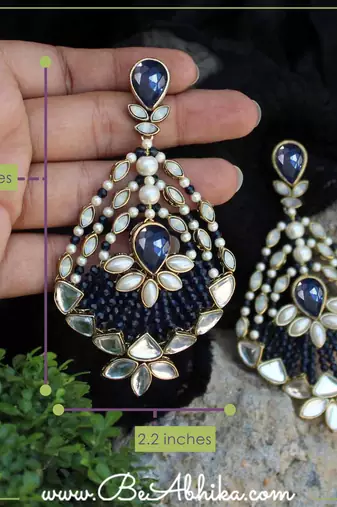 Blues hues long earrings