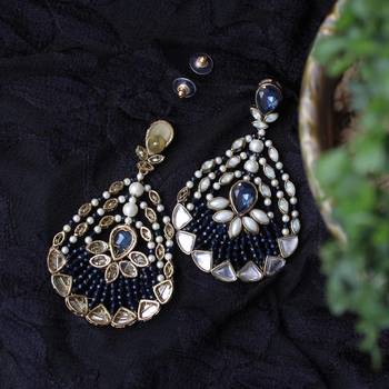 Blues hues long earrings 5