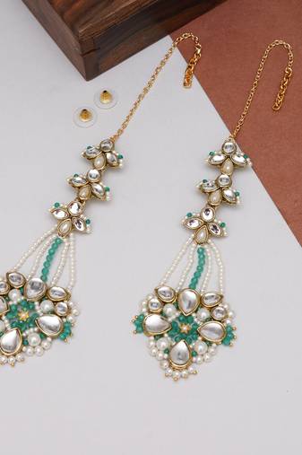 Gold tone green beads kundan kanauti earrings
