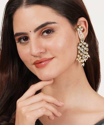 Gold tone white beads kundan kanauti earrings 2