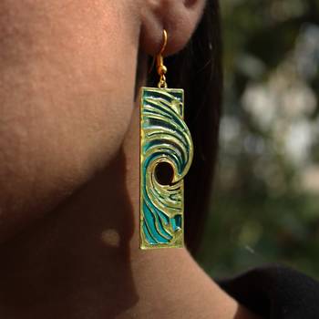 Beachy waves blue resin earrings 2