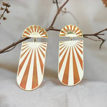 Sun shine resin earrings 1