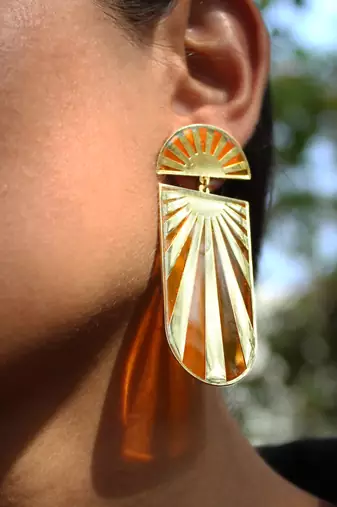 Sun shine resin earrings