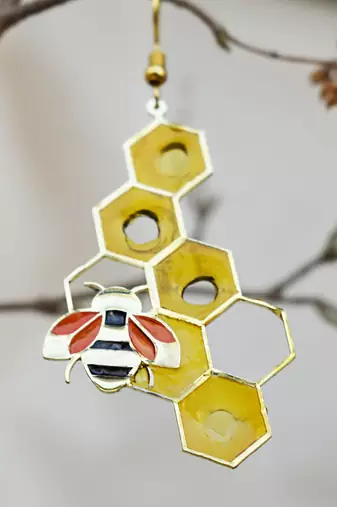 Honey bee theme resin earrings