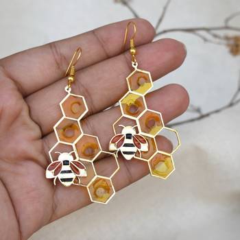 Honey bee theme resin earrings 5
