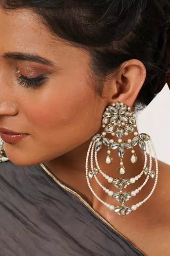 Classic kundan and pearl drop chandbali