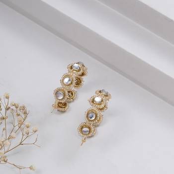 Mounted pearl hoops 3