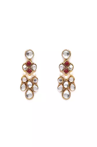 Droopy kundan earrings