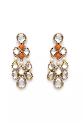 Droopy kundan earrings