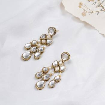Droopy kundan earrings 1