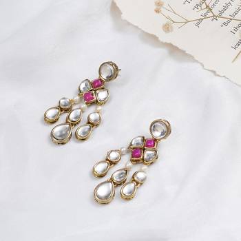 Droopy kundan earrings 1