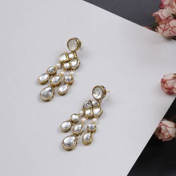 Droopy kundan earrings 3