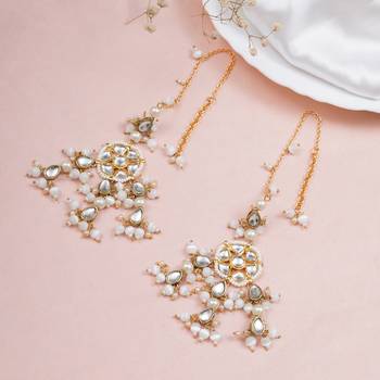 White bliss kanauti earrings 3