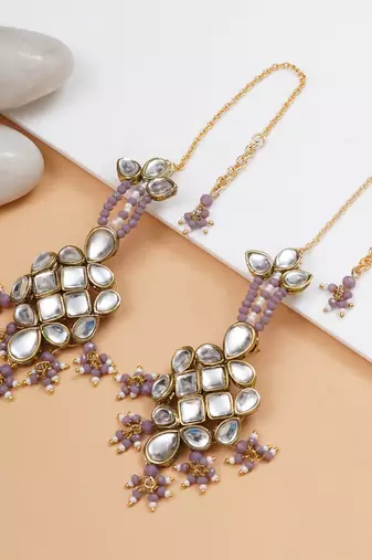 Majestic kundan earrings