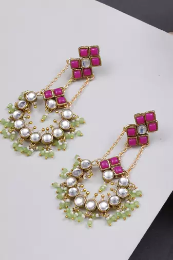 Dramatic kundan chandbali